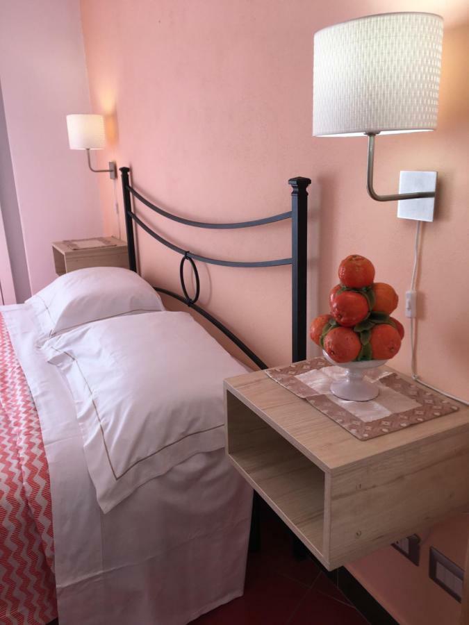 Taormina'S Sun Bed & Breakfast エクステリア 写真